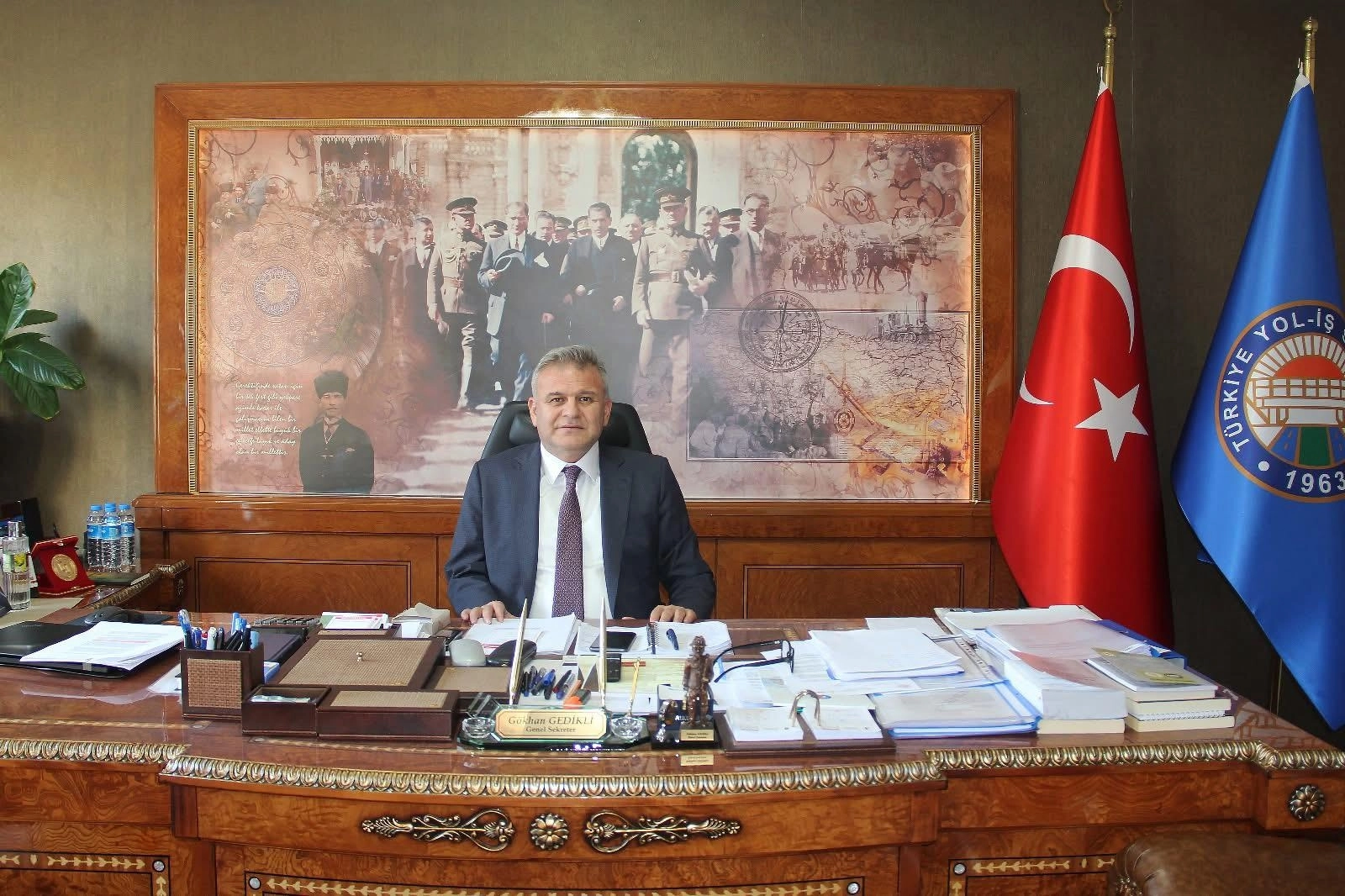 GEDİKLİ: CUMHURİYETİ KORUMAK HEPİMİZİN SORUMLULUĞU