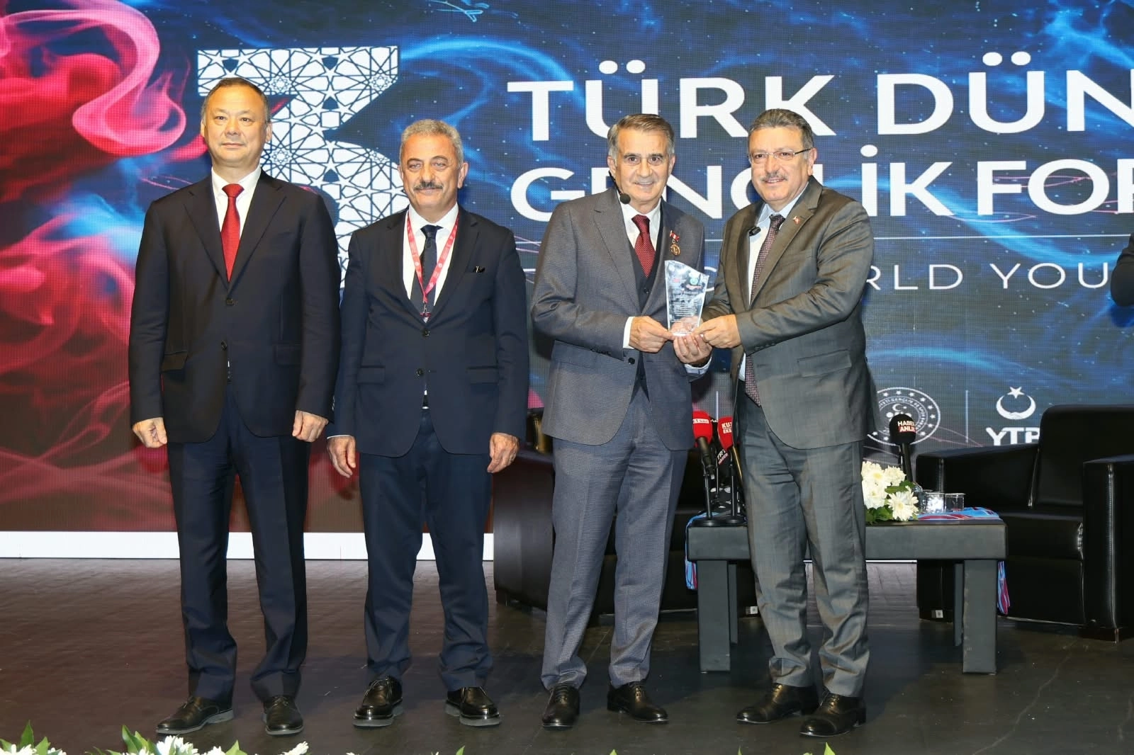 Gençler Trabzon'da Buluştu