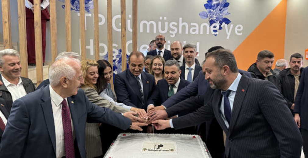 Gümüşhane Meyveleri Toplamaya Başladı