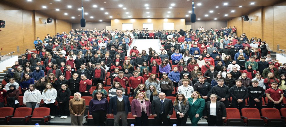 Amaç, Gençleri Bilinçlendirmek