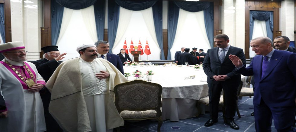 Cumhurbaşkanı Erdoğan, dini azınlık temsilcileri ile iftarda bir araya geldi