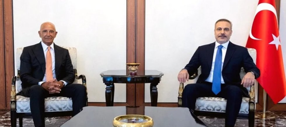 Dışişleri Bakanı Fidan, ABD Büyükelçisi Barrack ile Görüştü