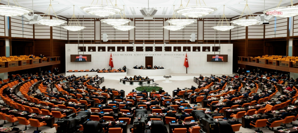 TBMM'ye 9 Dokunulmazlık Tezkeresi Sunuldu: Özgür Özel Hakkında 3 Ayrı Dosya