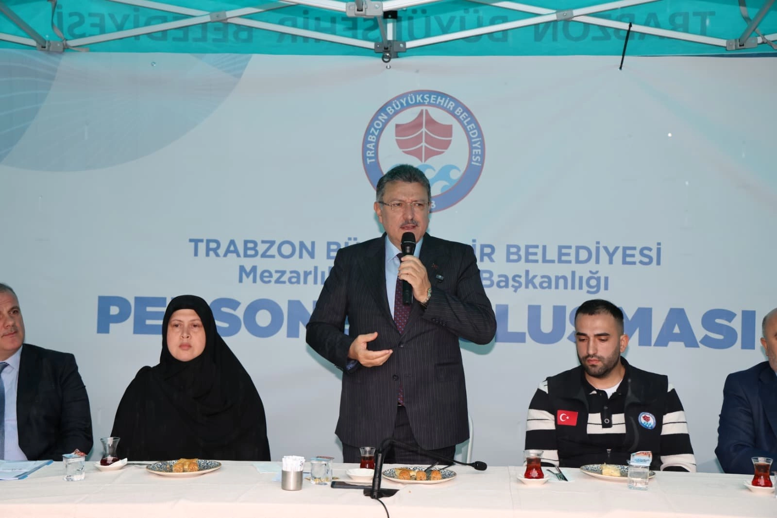 Vatandaşlarımızın Manevi Yönünü De Gözetiyoruz