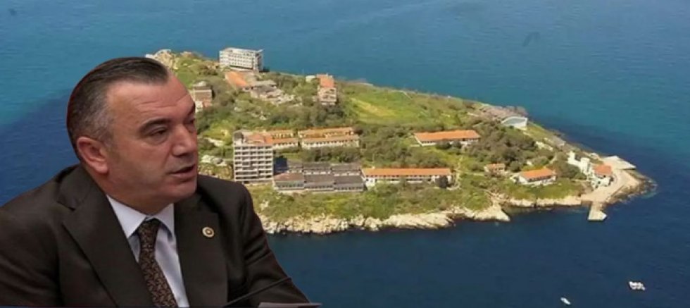 Yavuz Aydın’dan İmralı Çıkışı: