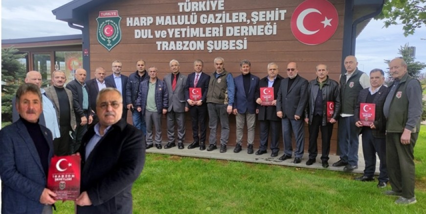 Şehit Aileleri ve Muhtarlar Aynı Masada