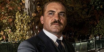 Son Atatürk Sahnede!