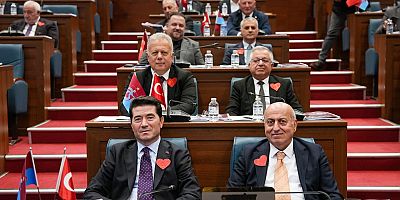 Zorlu: “Trabzon Büyükşehir Belediyesi borç yönetir hale geldi”